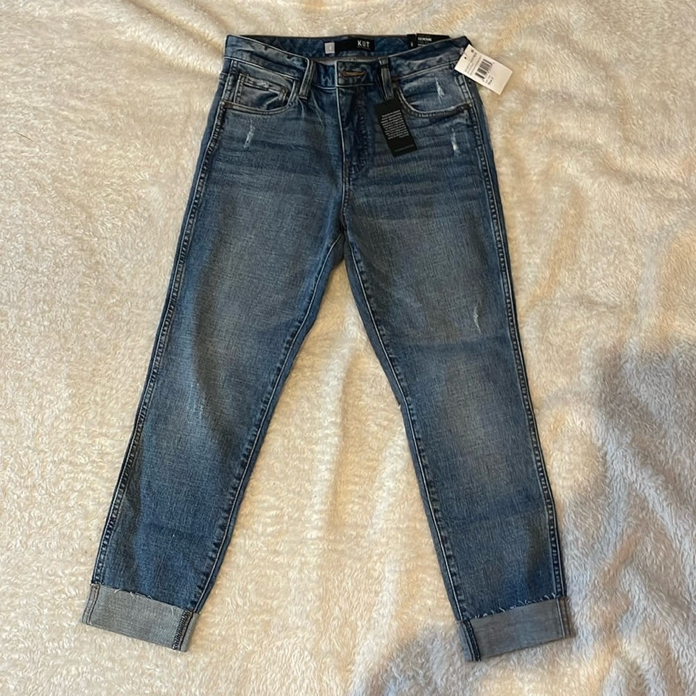 Kut From the Kloth
Light Wash